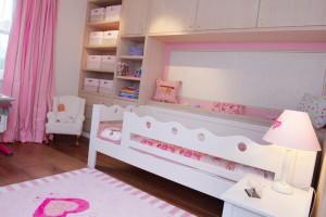 Mädchenzimmer: Kinderzimmer in rosa