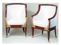 Antiquitäten: zwei Sessel
